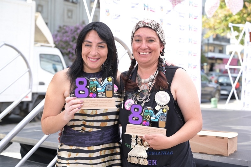 Conmemoración 8 M: Gobernadora Regional promueve rol de la mujer en igualdad, participación y emprendimientos femeninos