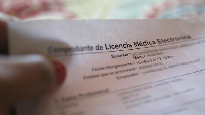 Caso licencias falsas: Expulsan a tres médicos extranjeros y condenan a otros 9 profesionales