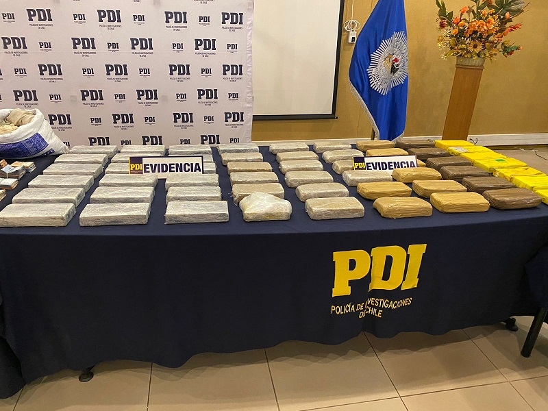 Desbaratan organización criminal en con más de 100 kilos de droga, armas de fuego y municiones