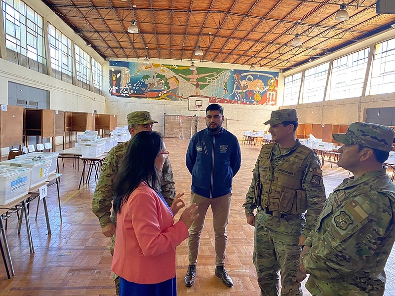 Linares: todo listo para doble jornada de elecciones municipales y regionales