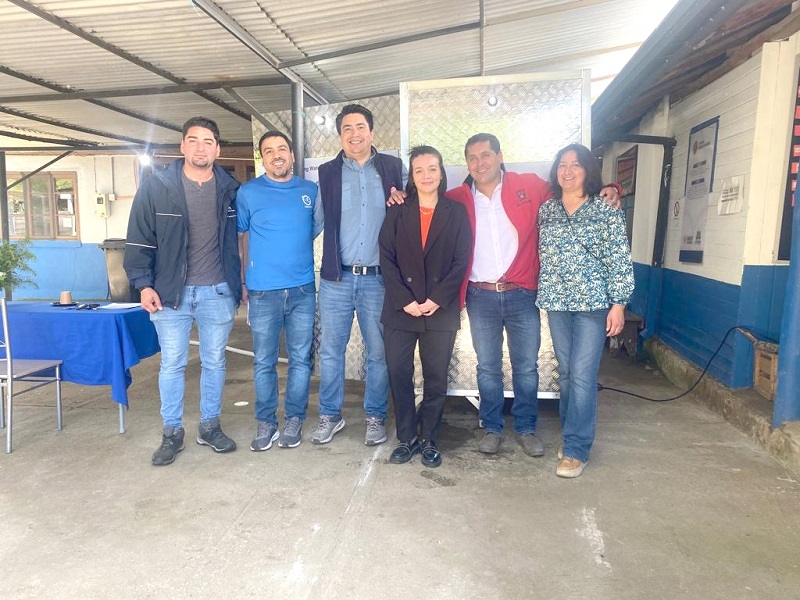 Fondo de Reconstrucción: Comunidad de Roblería de Linares recibe equipo para disponer de agua potable todo el año