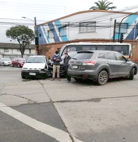 San Javier: colisión de vehículos movilizó a bomberos