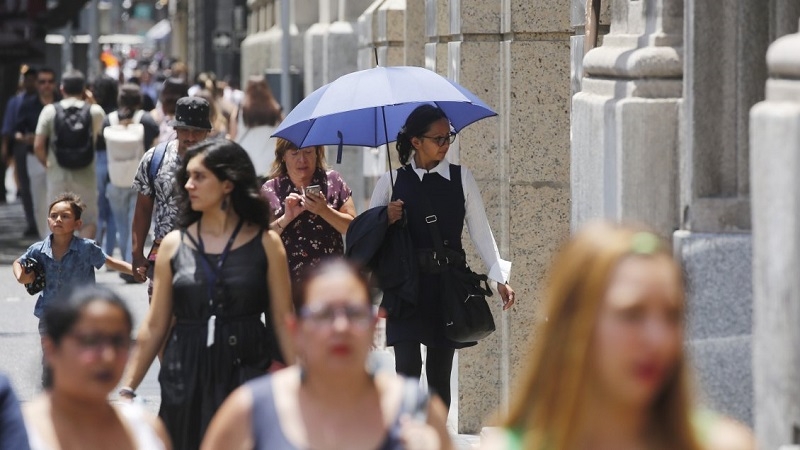 Meteorología avisa por altas temperaturas para la zona central durante este fin de semana: Hasta 36 grados