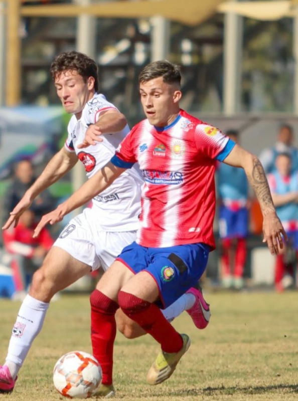 Yonathan Suazo: El siete pulmones de los albirrojos ya piensa en Deportes Concepción 