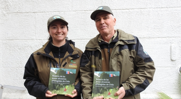 UTEM presenta libro que rescata el patrimonio natural de Chile