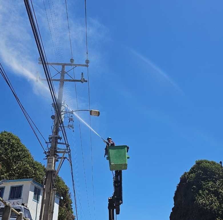   LAVADO DE ASILACIÓN DE INFRAESTRUCTURA ELÉCTRICA EN LA COSTA: ¿CUÁL ES LA IMPORTANCIA DE ESTE TRABAJO? 