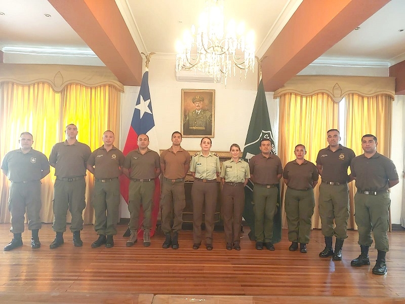 General de Carabineros felicitó a instructores en Derechos Humanos de la institución en el Maule