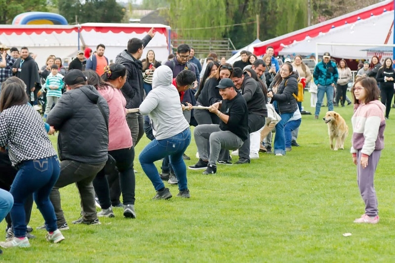 San Javier reactivó Fiesta de la Chilenidad en el estadio de la comuna 