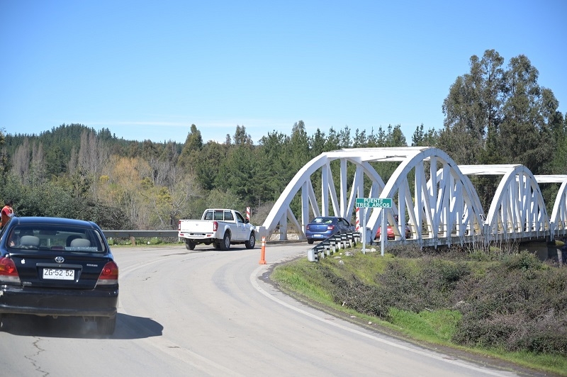 Ministra de Obras Públicas asiste a rehabilitación del Puente Tres Arcos