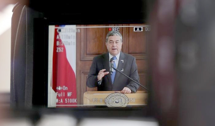  Senador Coloma (UDI): “hay que hacer un esfuerzo conjunto en leyes, reforzamiento institucional y dar señales”