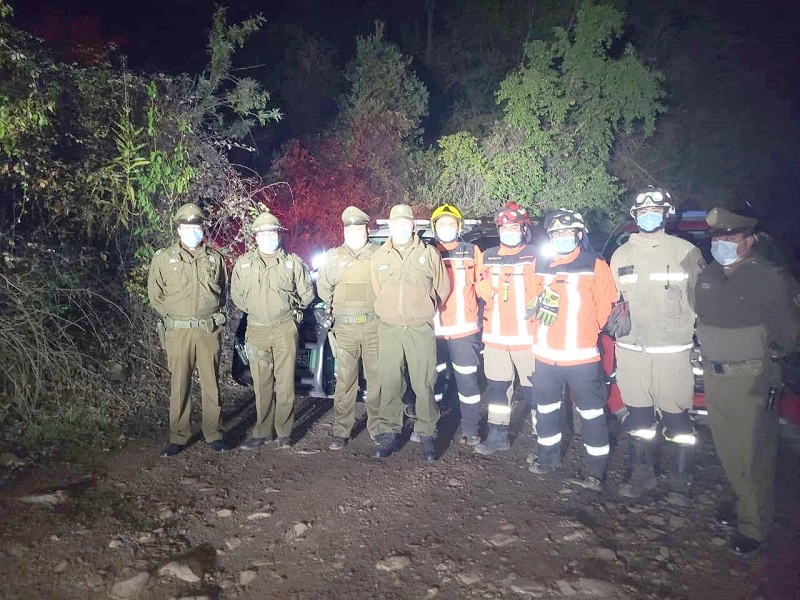 Colbún: Rescatan a 2 hermanos que realizaban senderismo en sector Las Vizcachas