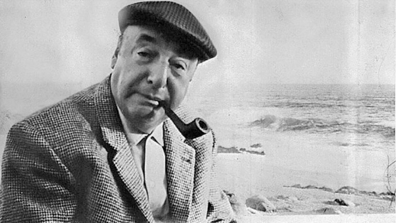 Fundación Neruda a 50 años de su muerte: "Sus obras son la llama viva de su memoria"