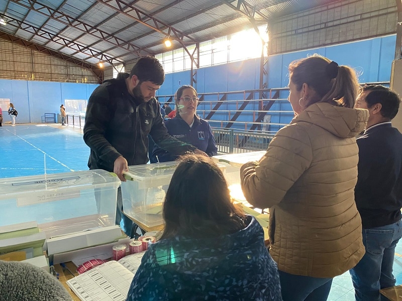 Delegada Provincial Aly Valderrama inició recorrido en Elecciones 2024 desde la comuna de Yerbas Buenas