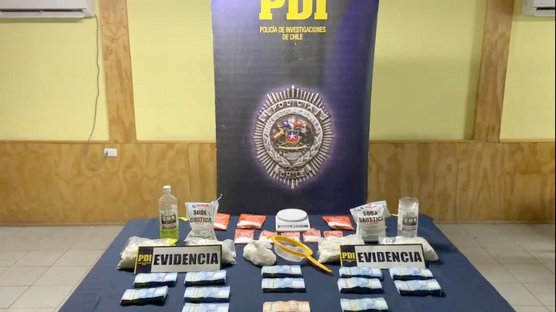 En prisión preventiva sujetos que elaboraban droga en la comuna de Teno