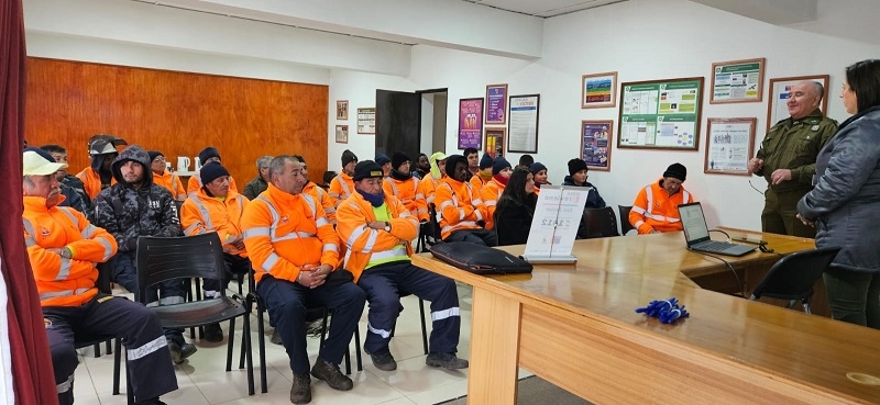 San Javier: educan a trabajadores de áreas verdes sobre el buen uso de la bicicleta