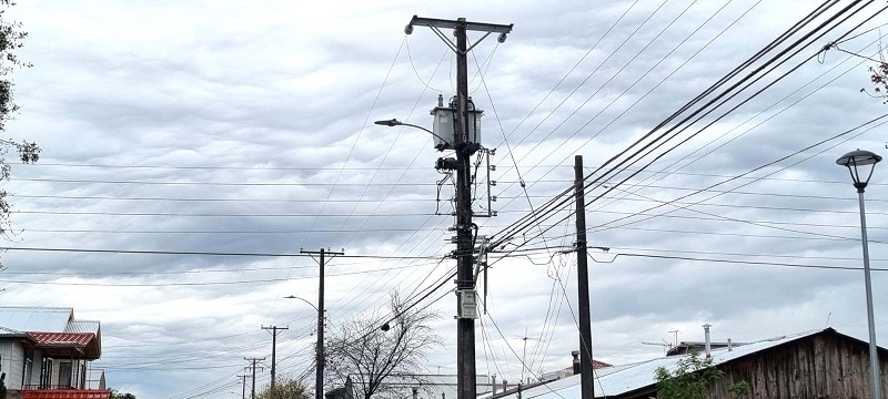 Linares: cortes parciales de luz generaron complicaciones a vecinos