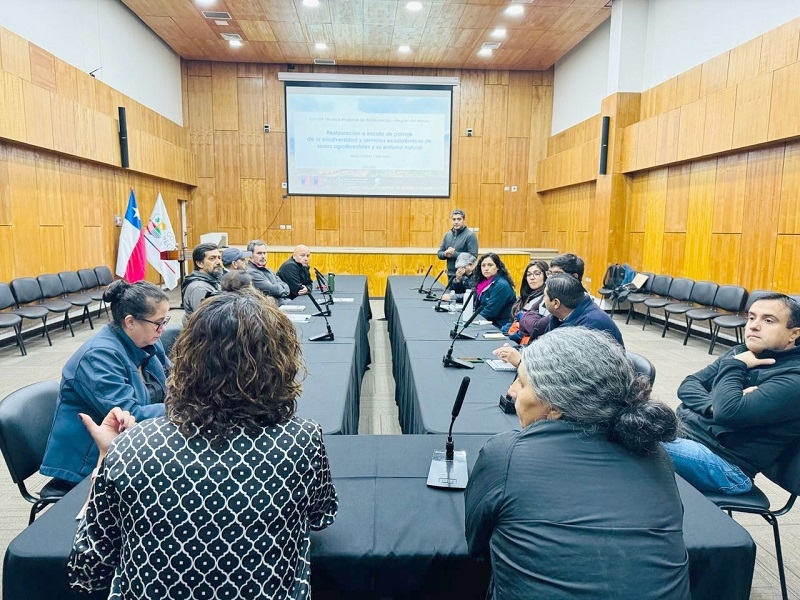 Servicios Públicos del Maule participan en taller sobre Restauración de Paisajes  