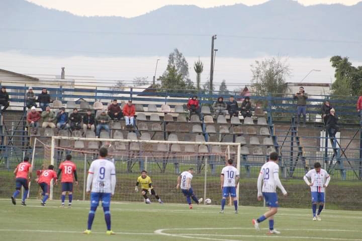 Oscar Bonilla sacó pasajes para la gran final en serie de 35 años