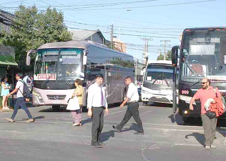 Modifican desplazamiento de buses en Linares por trabajos en Eje Januario Espinoza