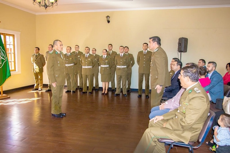 Chanco: Realizan ceremonia de ascensos en Carabineros