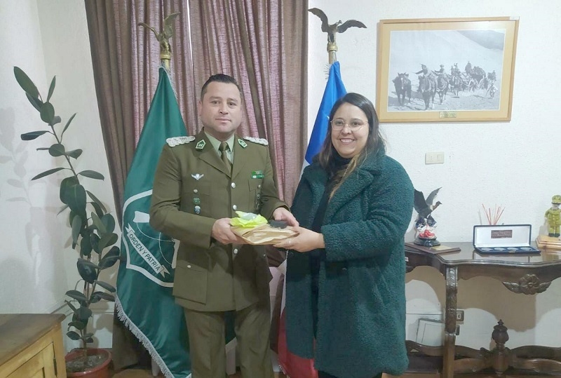 Carabineros de la Prefectura de Linares recibió saludos protocolares en sus 96 años de vida