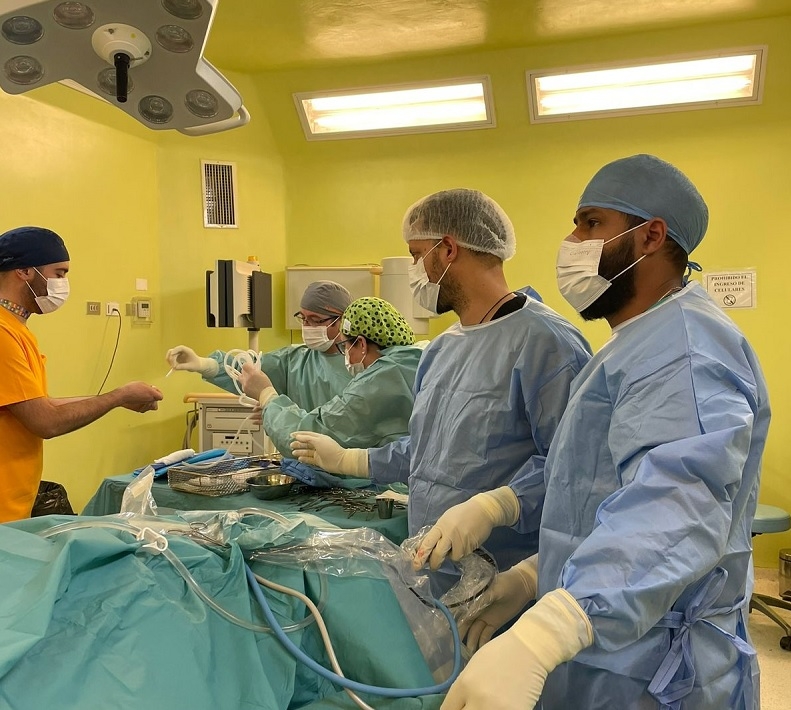 Hospital de Parral realizó la primera cirugía astroscópica de rodilla