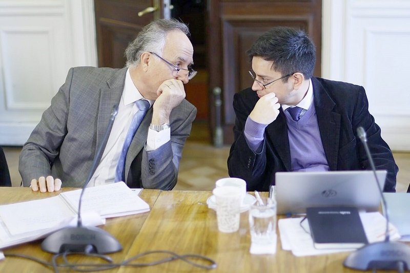 Proceso constitucional: comisionados e invitados debaten sobre el derecho al trabajo y libertad sindical