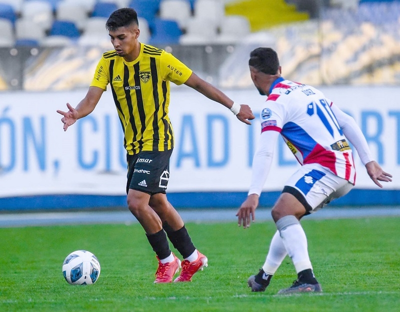 Al debe: Albirrojos suman segunda derrota en el campeonato frente a un rival que fue más astuto 