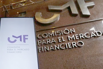 CMF alerta y denuncia por presuntos delitos de estafa, extorsión y usura a entidades que ofrecen créditos en sitios web y aplicaciones