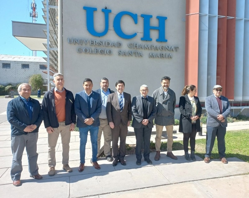 Directivos del Liceo Manuel Montt de San Javier Visitan Diferentes Estamentos Educacionales en la Ciudad De  Mendoza-Argentina.