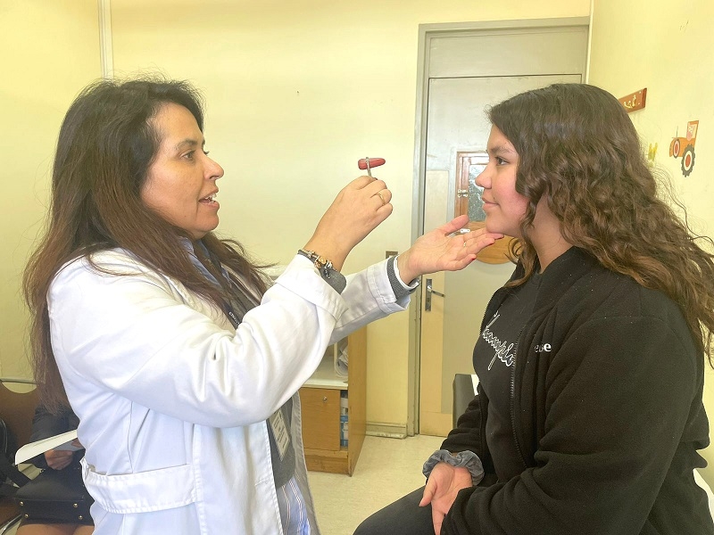 Gracias a operativo de salud: Más de 180 pacientes en lista de espera fueron atendidos en el hospital de Linares 