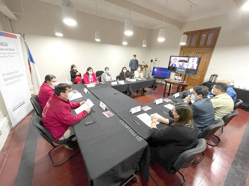  Sesionó mesa “elige vivir sin drogas” de Senda