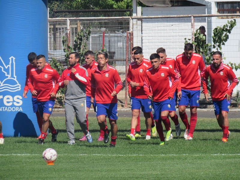 Albirrojos quieren terminar la primera rueda con una victoria  