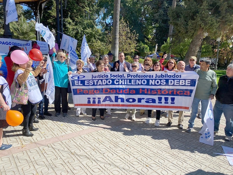 Profesores del Maule piden pago de deuda histórica