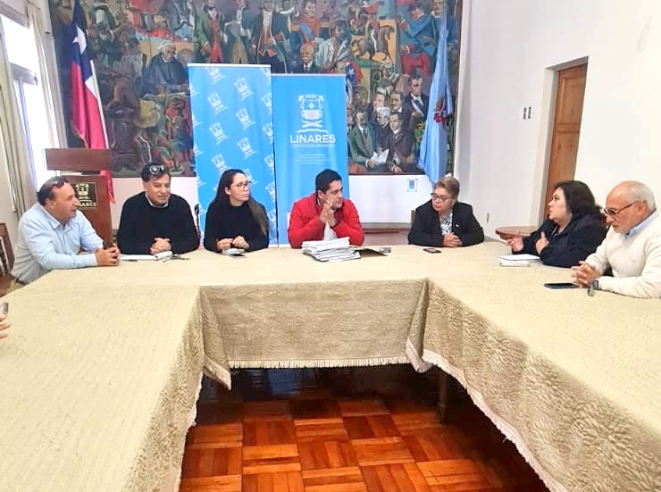 Municipio y Círculo de Comunicadores  de Linares preparan evento motivacional para Teletón 2023