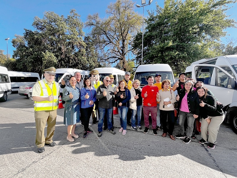 Linares: transportes escolares son certificados por Carabineros y autoridades