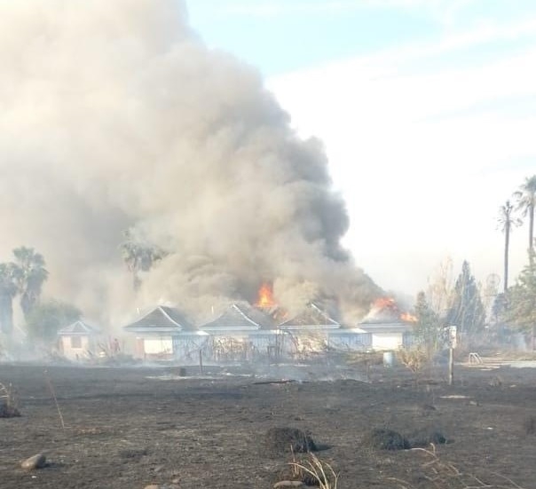 Daños cuantiosos provocó incendio en sector Unihue en región del Maule