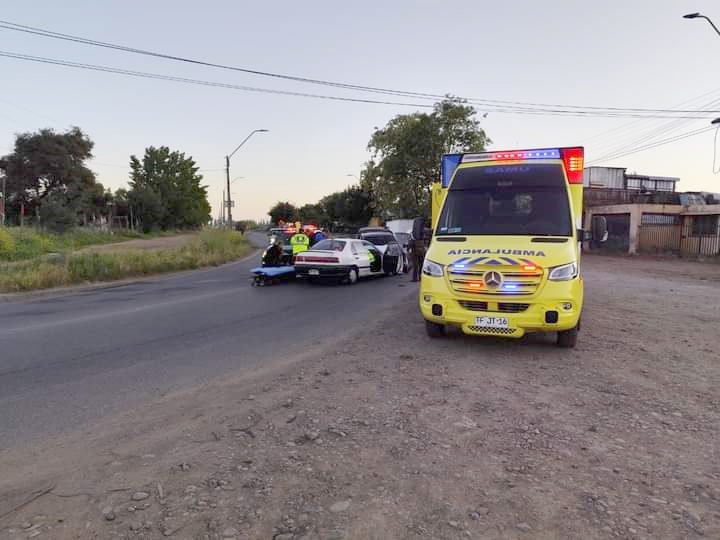 Violento accidente de tránsito en Ruta L 128 curva feria de animales en Parral