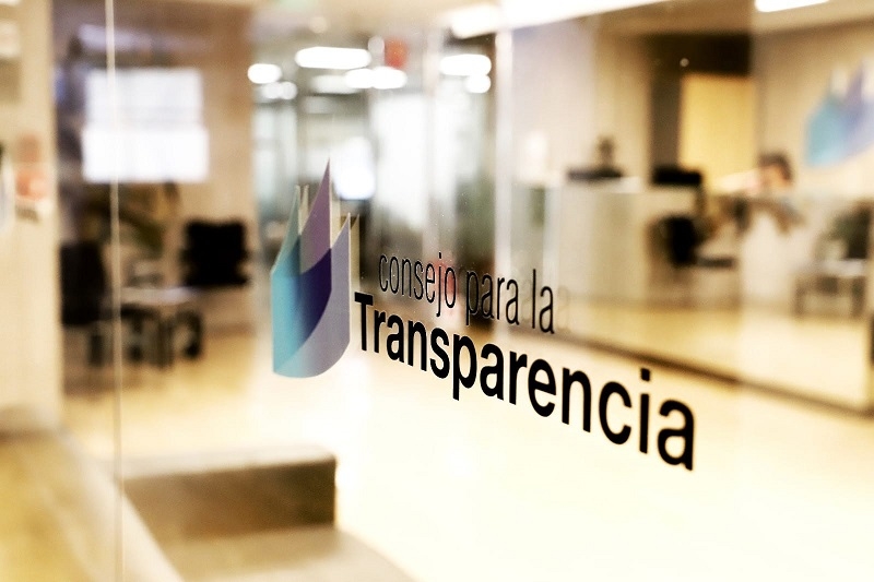 Consejo para la Transparencia comienza entrega de guía de probidad y transparencia