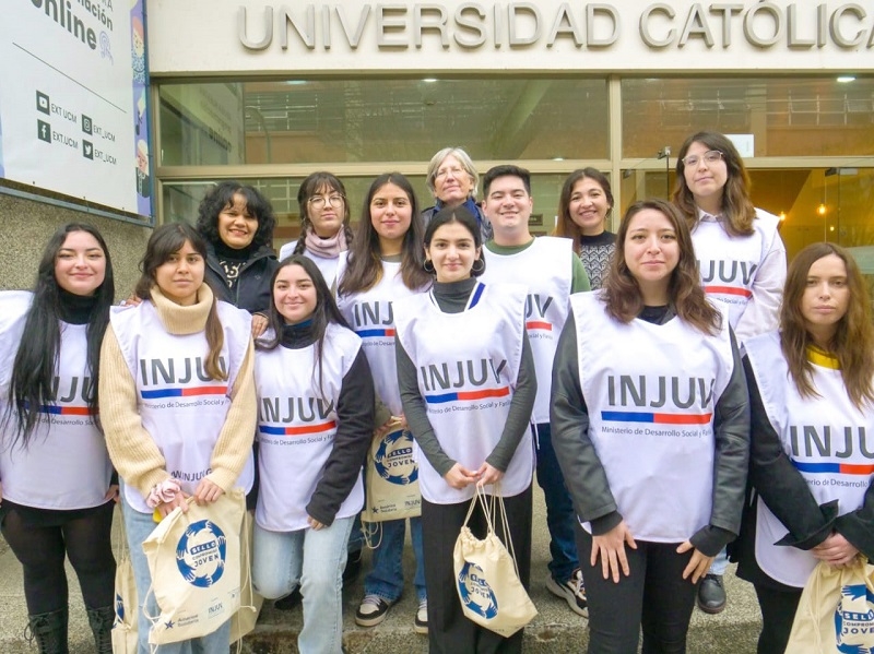 INJUV capacitó a jóvenes del Maule en contención psicológica para ir en ayuda de los afectados por la emergencia climática 