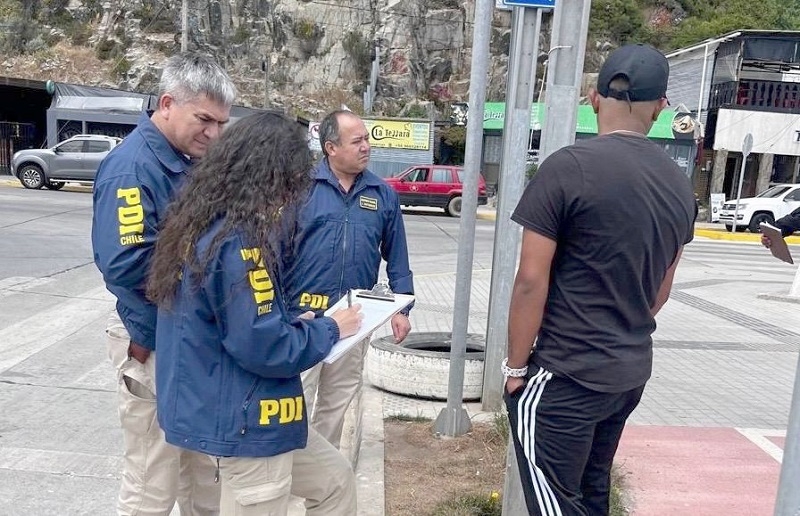 PDI fiscalizó extranjeros en Constitución y Cauquenes  