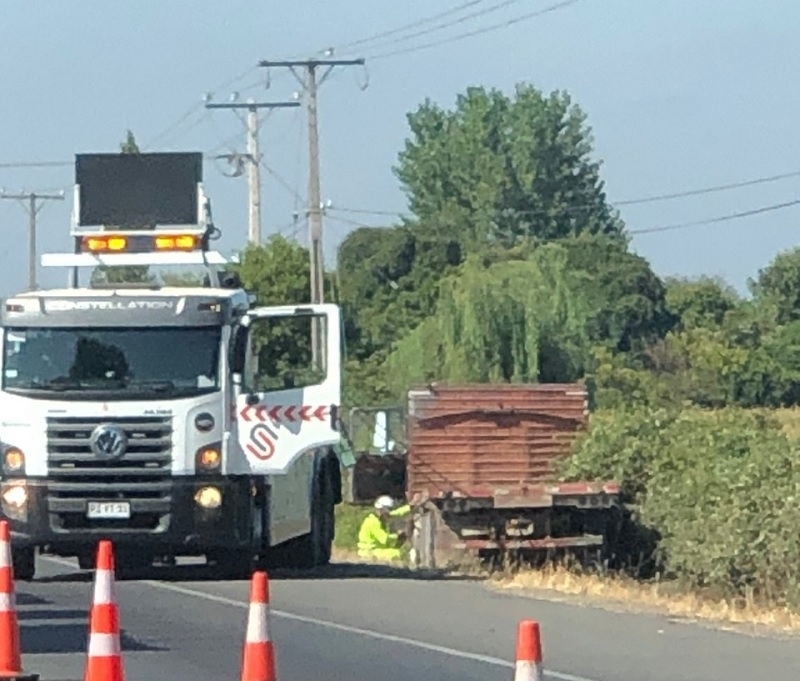 Accidentes de tránsito movilizaron dispositivos de emergencia en Linares y Ruta 5 Sur