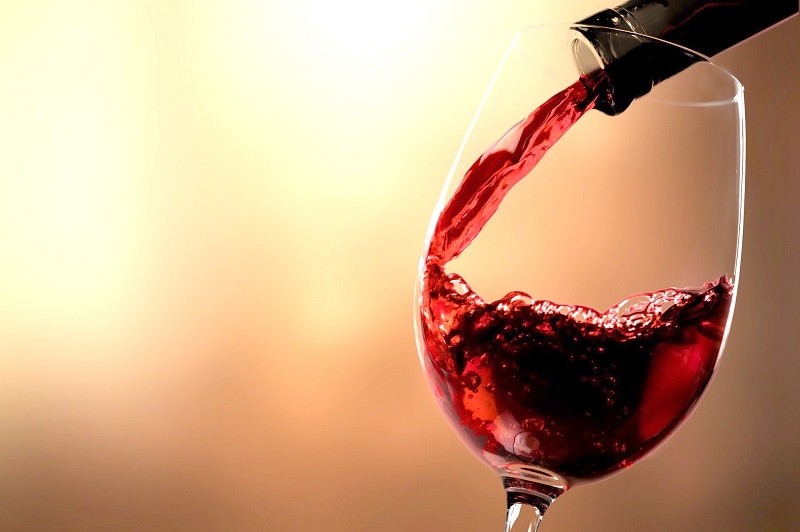 Una “copita de vino al día”, ¿es tan buena como dicen?