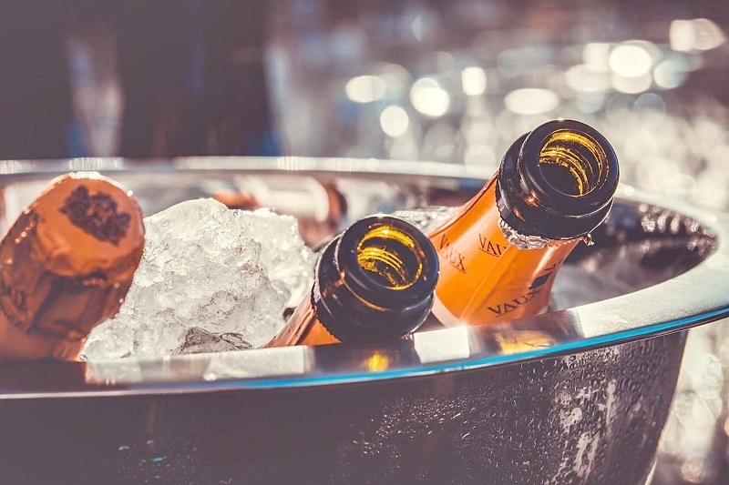  Proyecto de ley busca incluir exenciones del cumplimiento de las nuevas normas de comercialización de alcoholes.