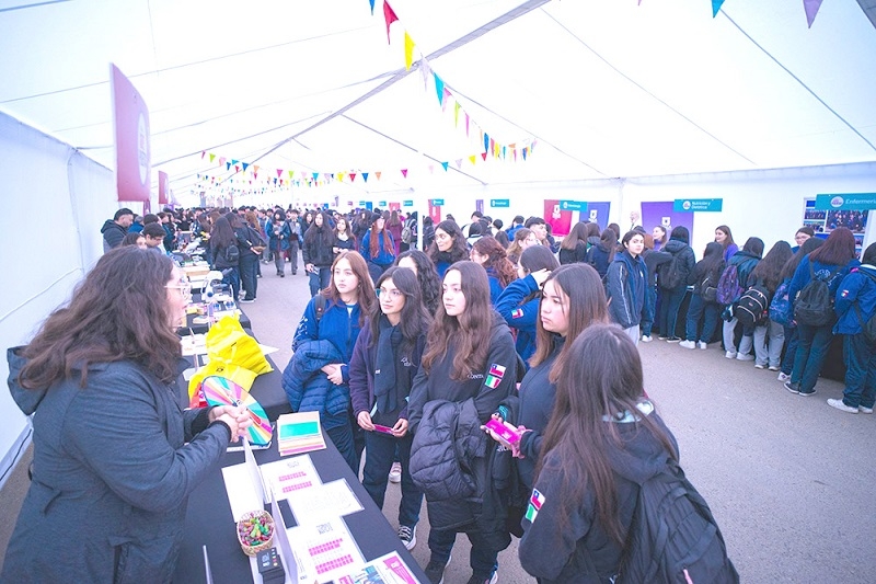 Más de 6 mil escolares conocieron la oferta académica de la UTalca     