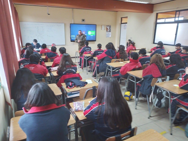 Fortalecen trabajo preventivo del consumo de drogas en colegios de San Javier