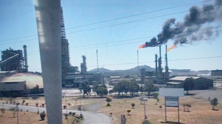 Alertan de humo en refinería de Enap en Hualpén: Municipalidad confirma emergencia en el lugar