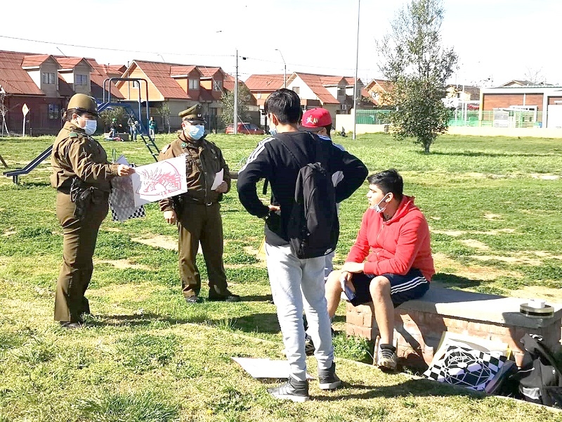 Carabineros llama a no encumbrar volantines en las inmediaciones de jardines infantiles