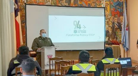 Carabineros capacitó a personal municipal de Linares sobre la plataforma pública STOP