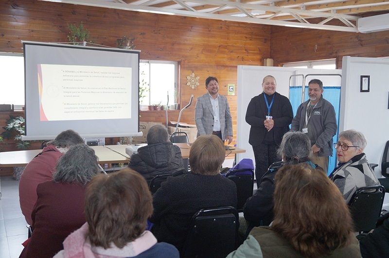 SENAMA Maule y INDH realizan jornada sobre derechos humanos de las personas mayores 